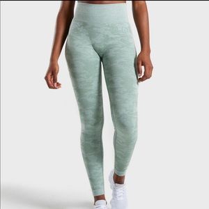 Gymshark Camo Seamless Leggings - Sage Green